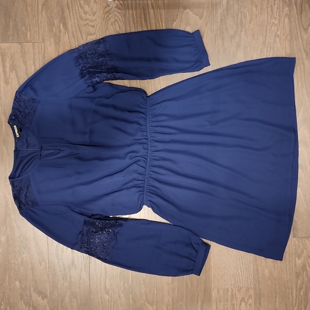 EXPRESS Long Sleeve Dress